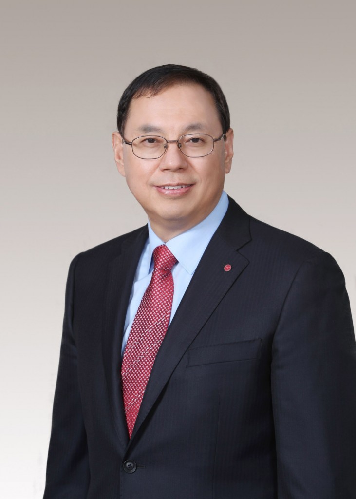 A headshot of chief executive officer LG Electronics, Jo Seong-Jin.