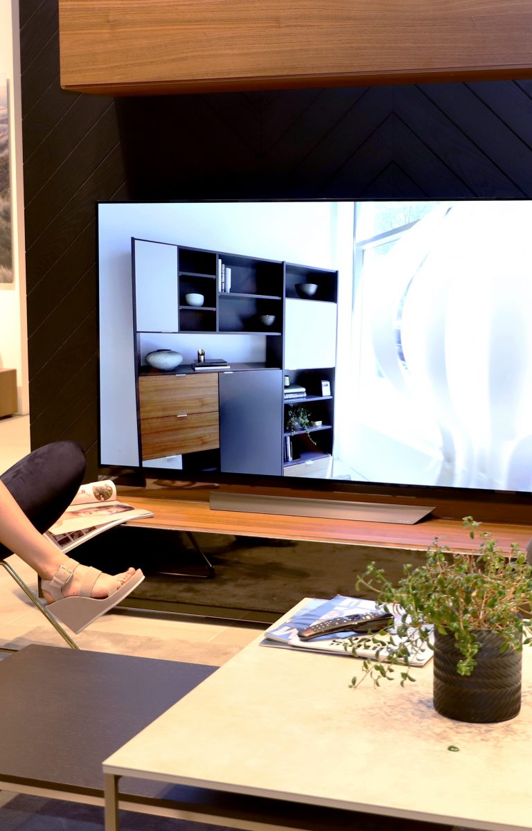 OLED THINQ TV 02