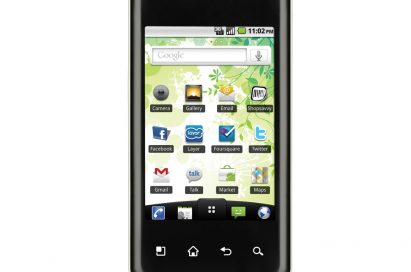 Front view of the LG Optimus Chic