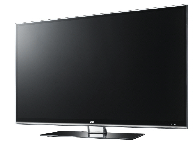 A right-side view of LG Full HD 3D-enabled HDTV INFINIA LW9500.