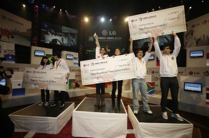 The top three teams of LG Mobile Worldcup Championship 2010-2011 stand on their respective podiums while holding up their prizes