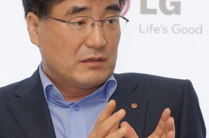 Havis Kwon, president and chief executive officer (CEO) of LG Home Entertainment Company, speaks at IFA 2011