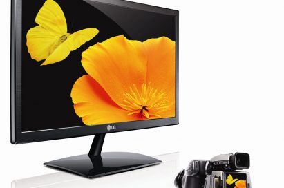 LG IPS monitor IPS5 with a camcorder at its front