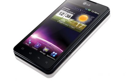 SECOND-GENERATION 3D SMARTPHONE