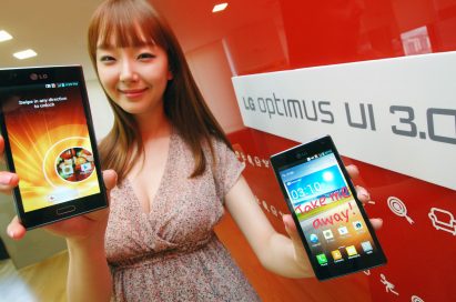 A female model holds two LG smartphones and shows a new Optimus UI 3.0