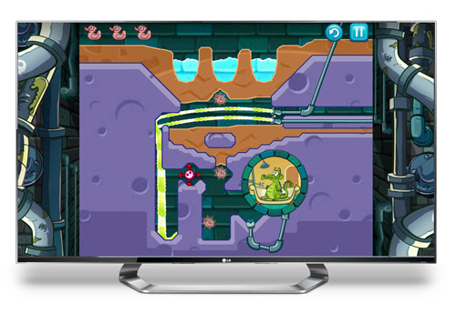 A front view of the CINEMA 3D SmartTVs displaying games