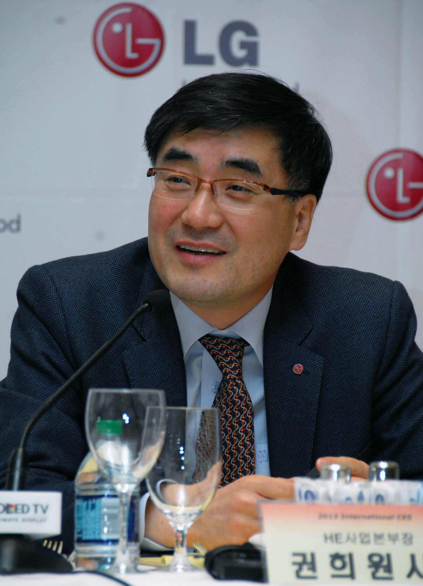 Havis Kwon, president and CEO of the LG Electronics Home Entertainment Company speaking at CES 2013