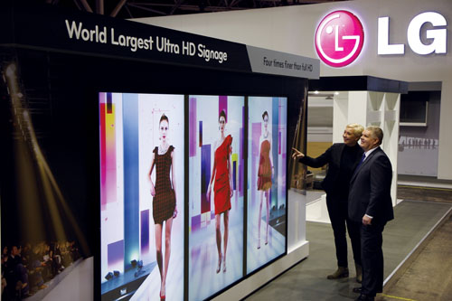 A 45 degrees clockwise view of the world's largest Ultra HD signage (model 84WT70) at ISE 2013