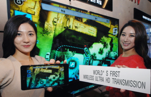 Two models introduce the world's first wireless Ultra HD Transmission technology