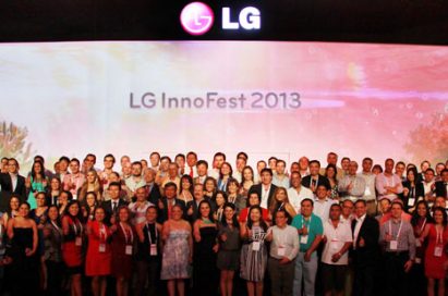 A group photo of participants at LG InnoFest 2013