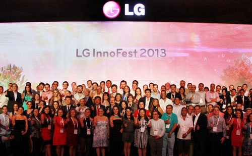 A group photo of participants at LG InnoFest 2013