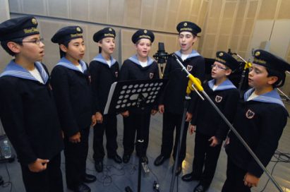 LG G2 TO FEATURE MUSIC FROM VIENNA BOYS’ CHOIR