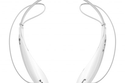 A front view of LG TONE ULTRA (HBS-800) in white color with its earphones pulled in.