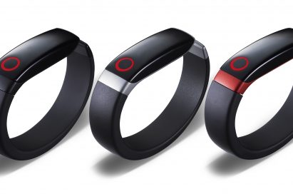 LG Lifeband in black, silver and red