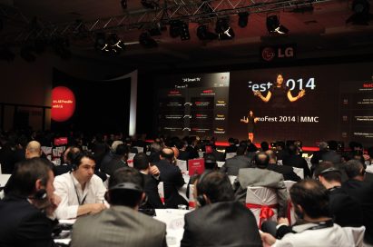 LG’s business partners, distributors and retailers attend an InnoFest roadshow presentation