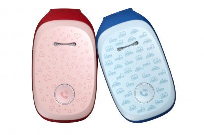 Front views of LG KizONs in pink and blue colors