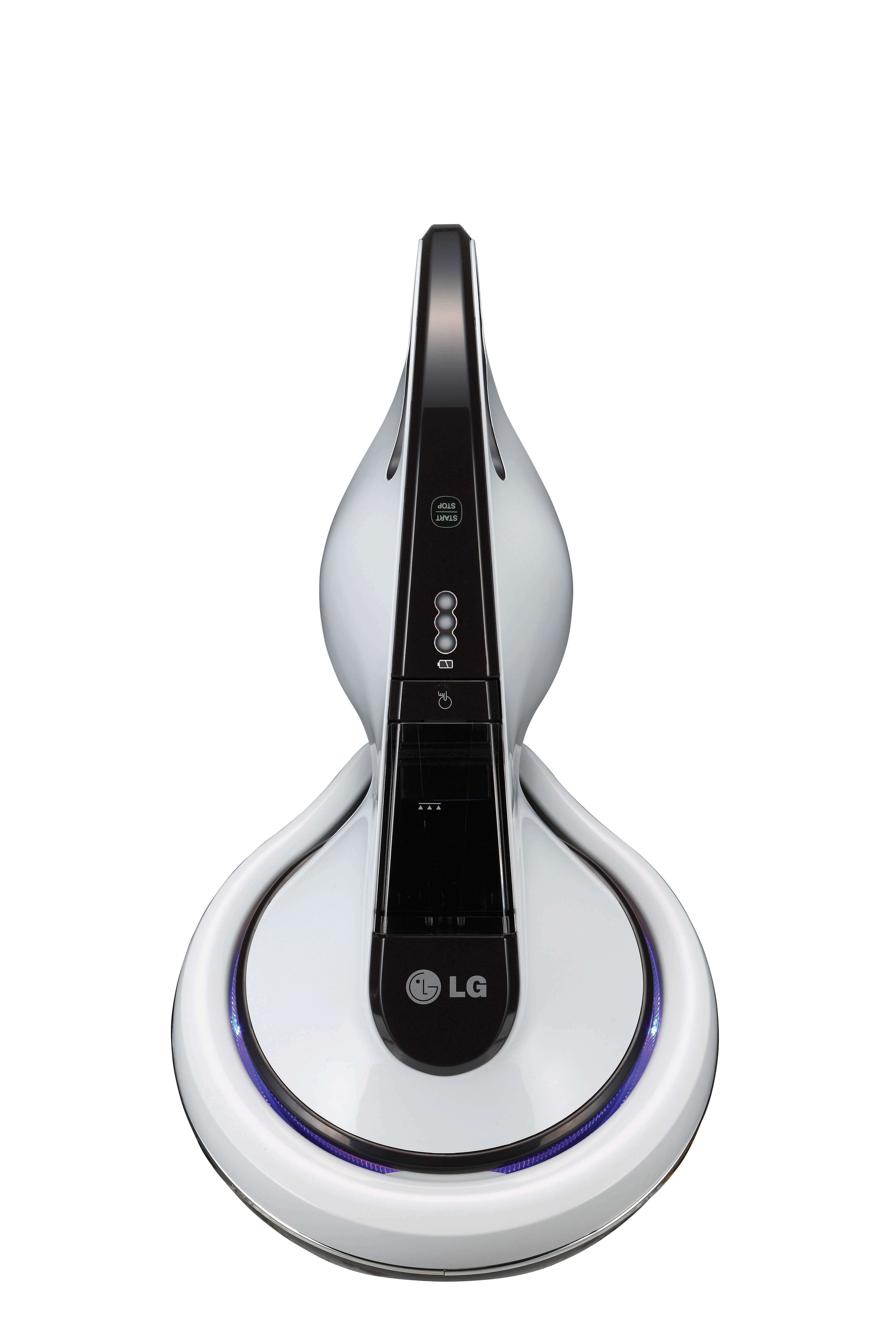 LG CordZero™ Bedding, a new cordless bedding cleaner in white color