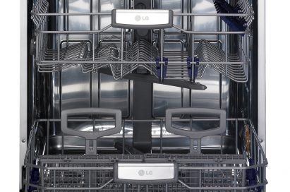 A look inside LG’s TrueSteam™ Dishwasher.