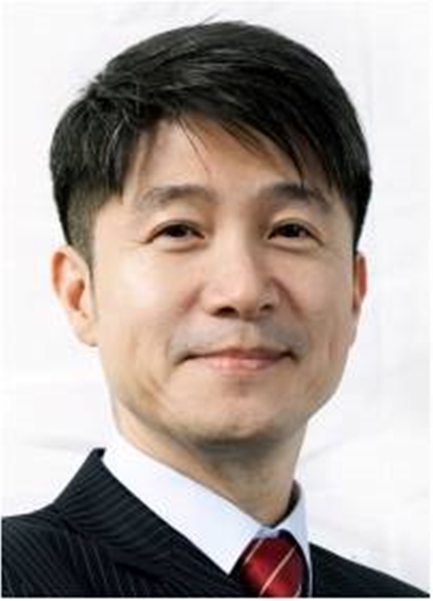 A headshot of Juno Cho, president and chief executive officer of the LG Mobile Communication Company.