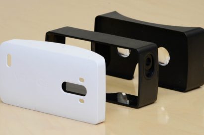 A side view of the components of the VR headset for G3.