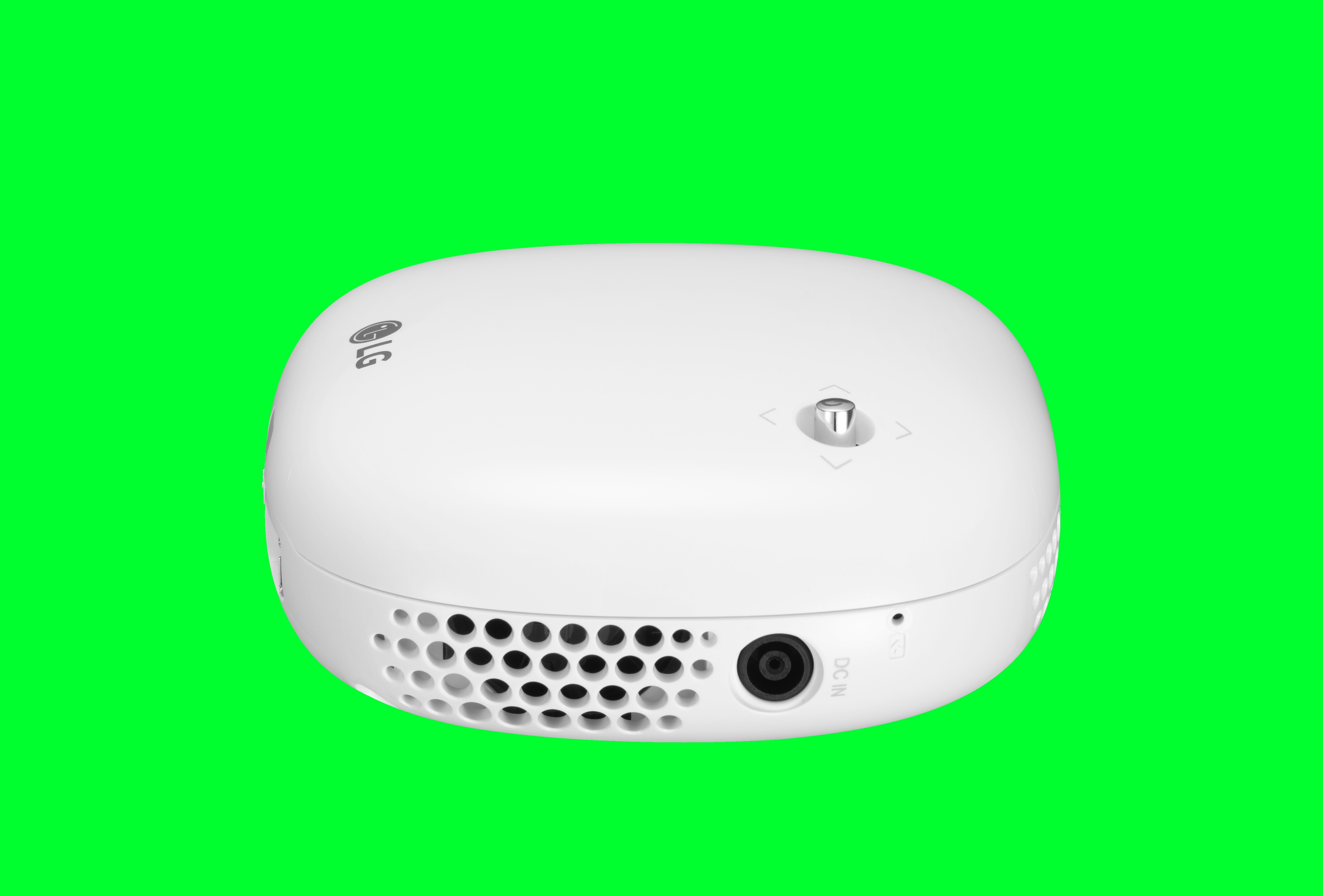 A left-side view of LG Minibeam Nano model PV150G
