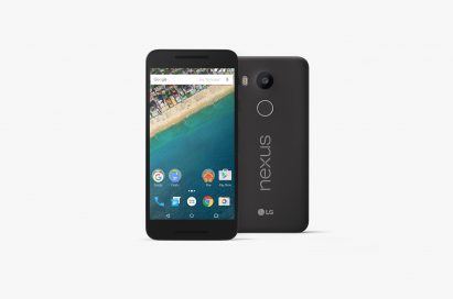 Front and back view of the Nexus 5X in Charcoal Black