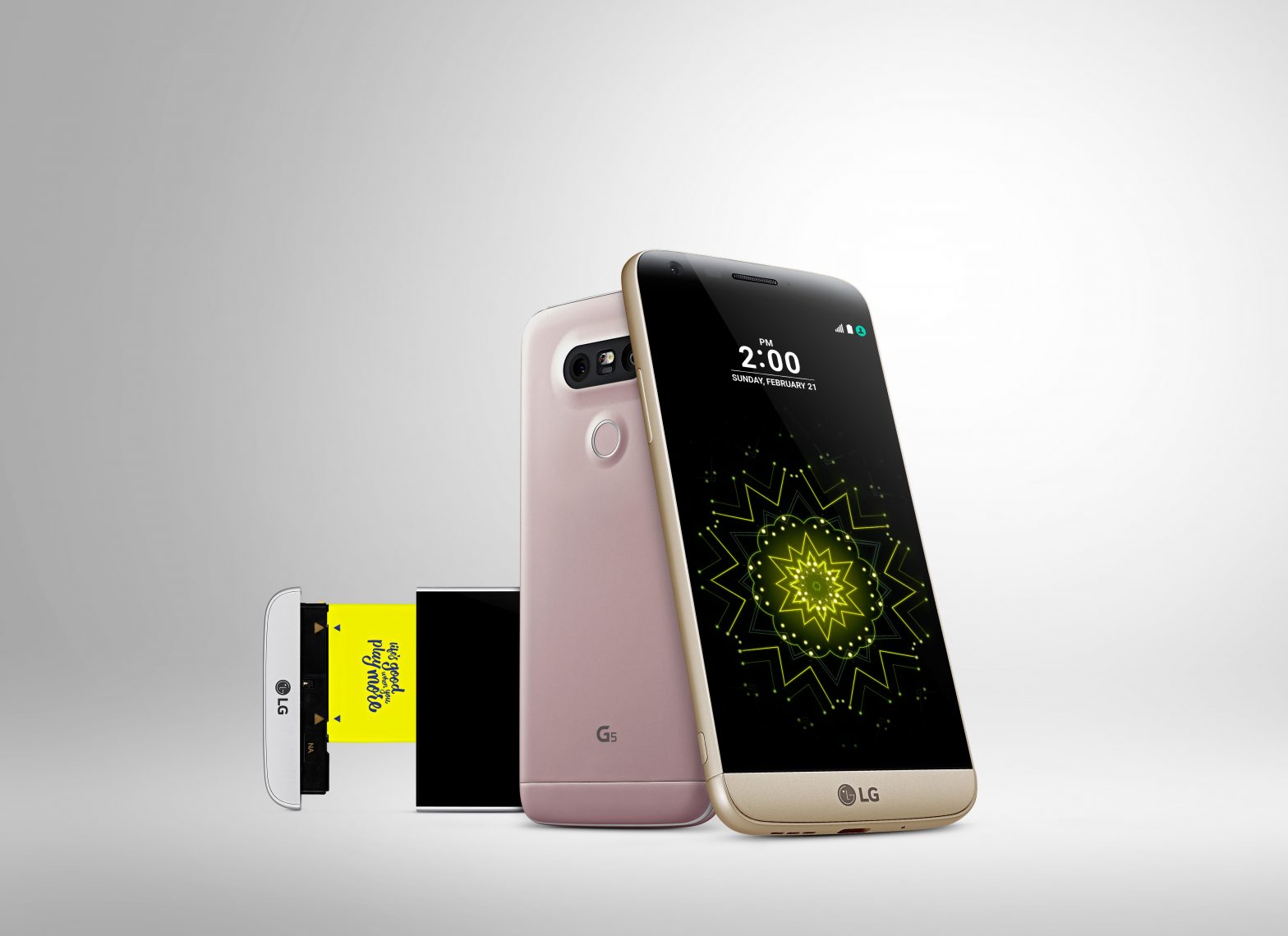 Front and rear view of the LG G5 in Gold, Pink and Silver, with the LG CAM Plus slightly pulled out from the Silver LG G5