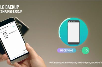 LG G5 transferring data to another smartphone using NFC technology