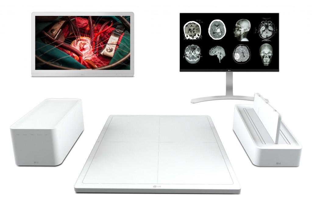 LG Surgical Monitor 8MP and Clinical-Review-Monitor DXD.