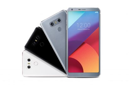 The front and back view of the LG G6 in Mystic White, Astro Black and Ice Platinum, fanning out at a 90° angle to the left