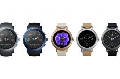 The front view of the LG Watch Sport in Titanium and Dark Blue and the LG Watch Style in Silver, Rose Gold and Titanium