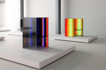 Side view of two of the art installations inside Tokujin Yoshioka’s exhibition, equipped with LG’s OLED displays to showcase vivid colors and artwork to visitors