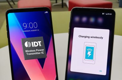 The front view of two LG V30 devices, with one screen displaying Integrated Device Technology, Inc. (IDT)’s Wireless Power Transmitter IC and the other displaying the wireless charging pop-up notification