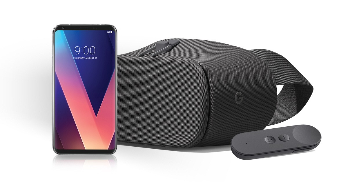 The front view of the LG V30 and Google Daydream