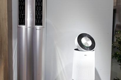 Front view of the LG DUALCOOL ThinQ™ Stand Inverter air conditioner and the LG PuriCare air purifier