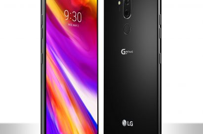 The front and rear view of the LG G7 ThinQ in New Aurora Black, side-by-side