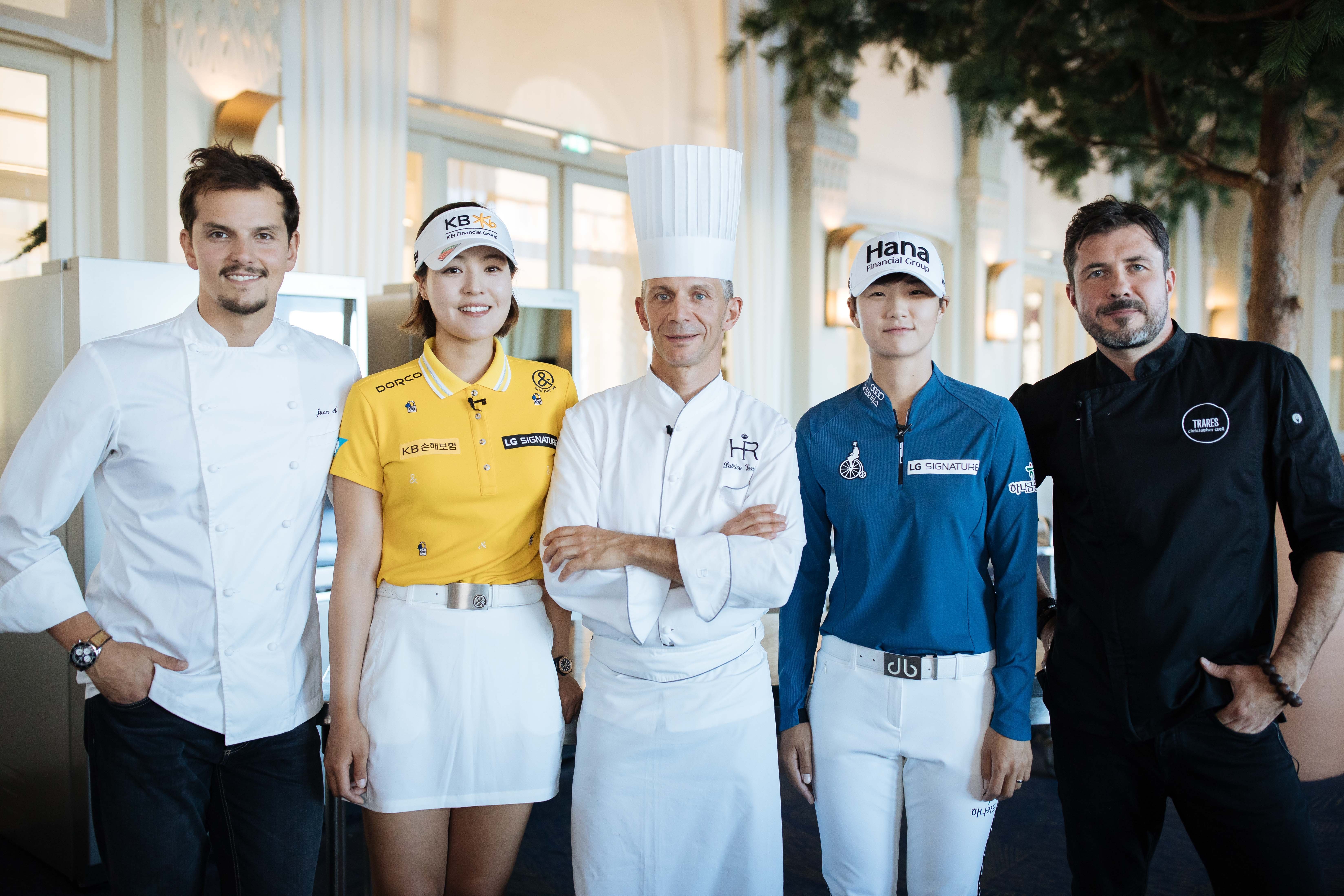 A group photo of star chefs Patrice Vander, Juan Arbelaez and Christopher Crell, and golfers Park Sung-hyun and Chun In-gee