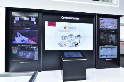 A picture of the booth showcasing LG’s leading manufacturing technologies at Hannover Messe 2019.