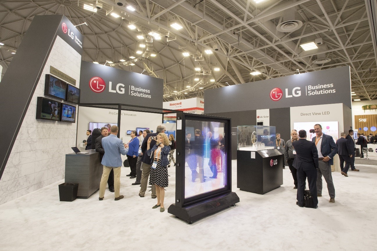 A front image of LG’s booth at the Hospitality Industry Technology Exposition and Conference