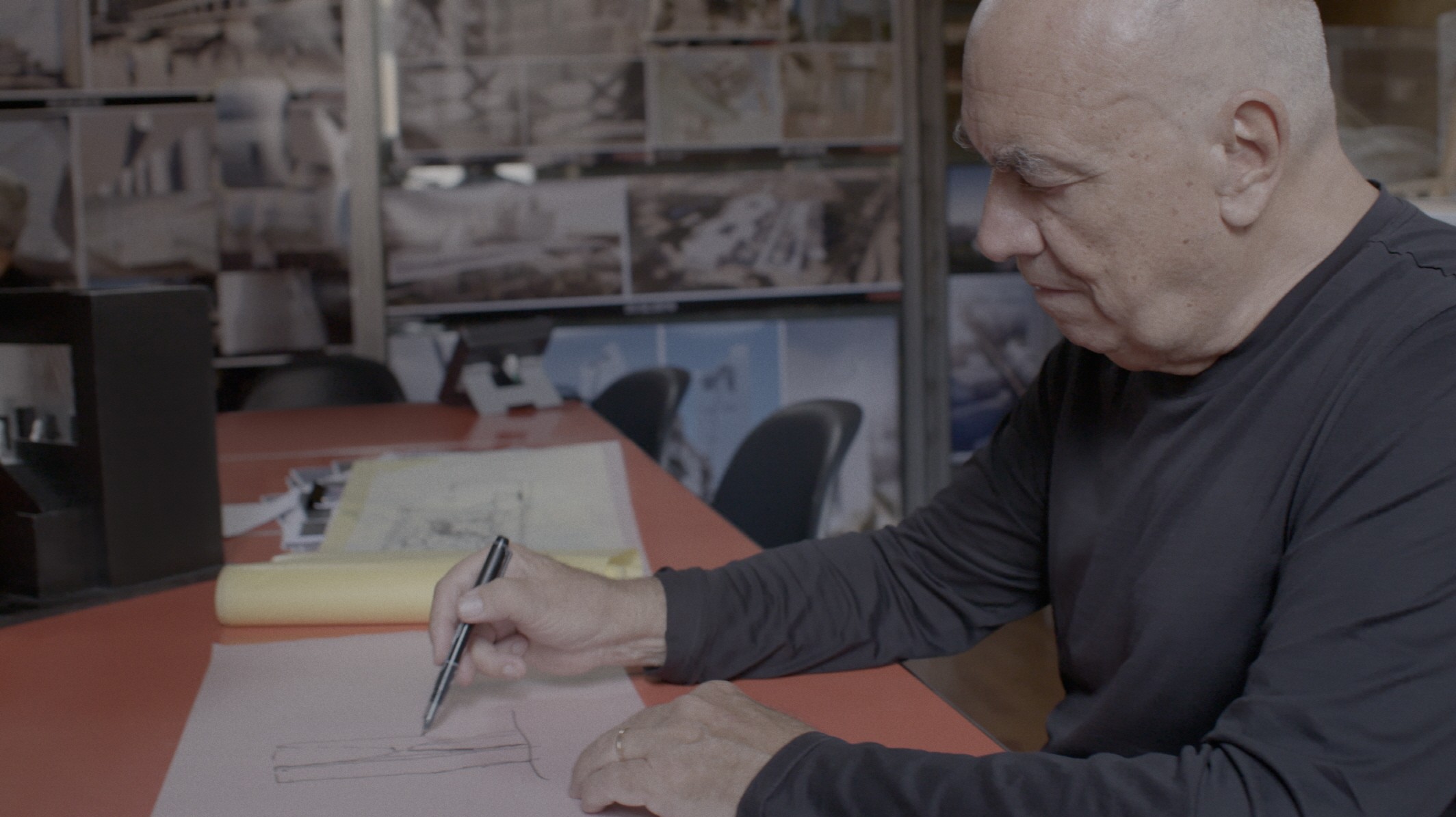 Massimiliano Fuksas designs a floor plan.