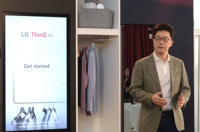 Dr. I.P. Park, president and chief technology officer of LG Electronics, delivers a speech at a panel talk event to kick off IFA 2019.