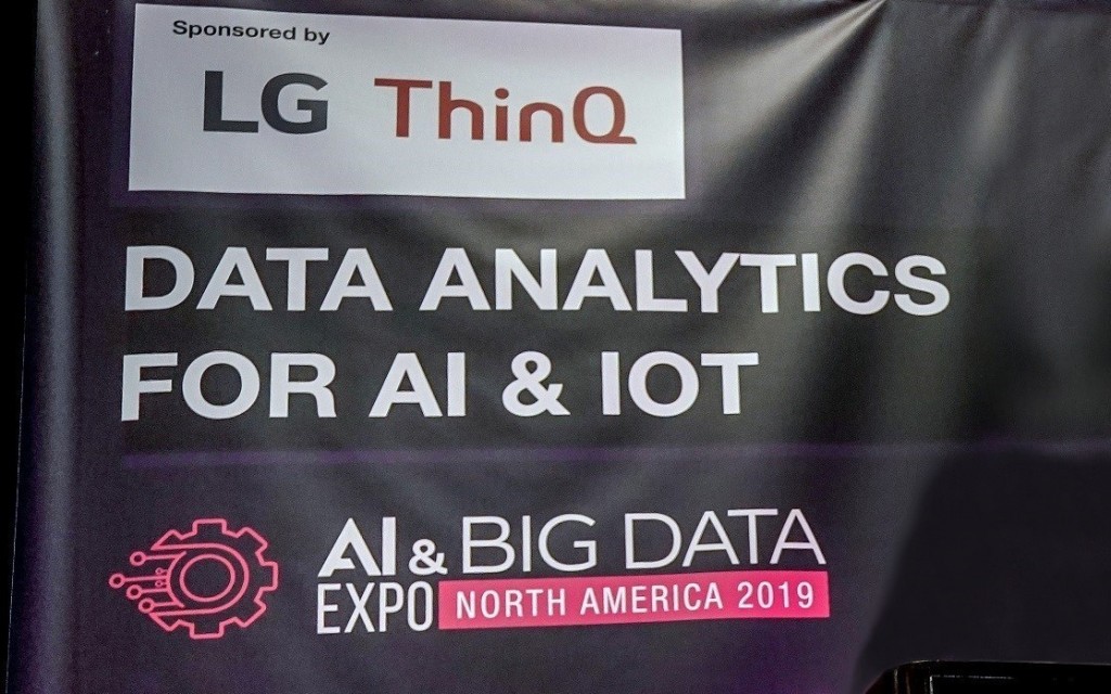 A large banner for the AI & Big Data Expo introduces the LG ThinQ brand as a major sponsor of the event.