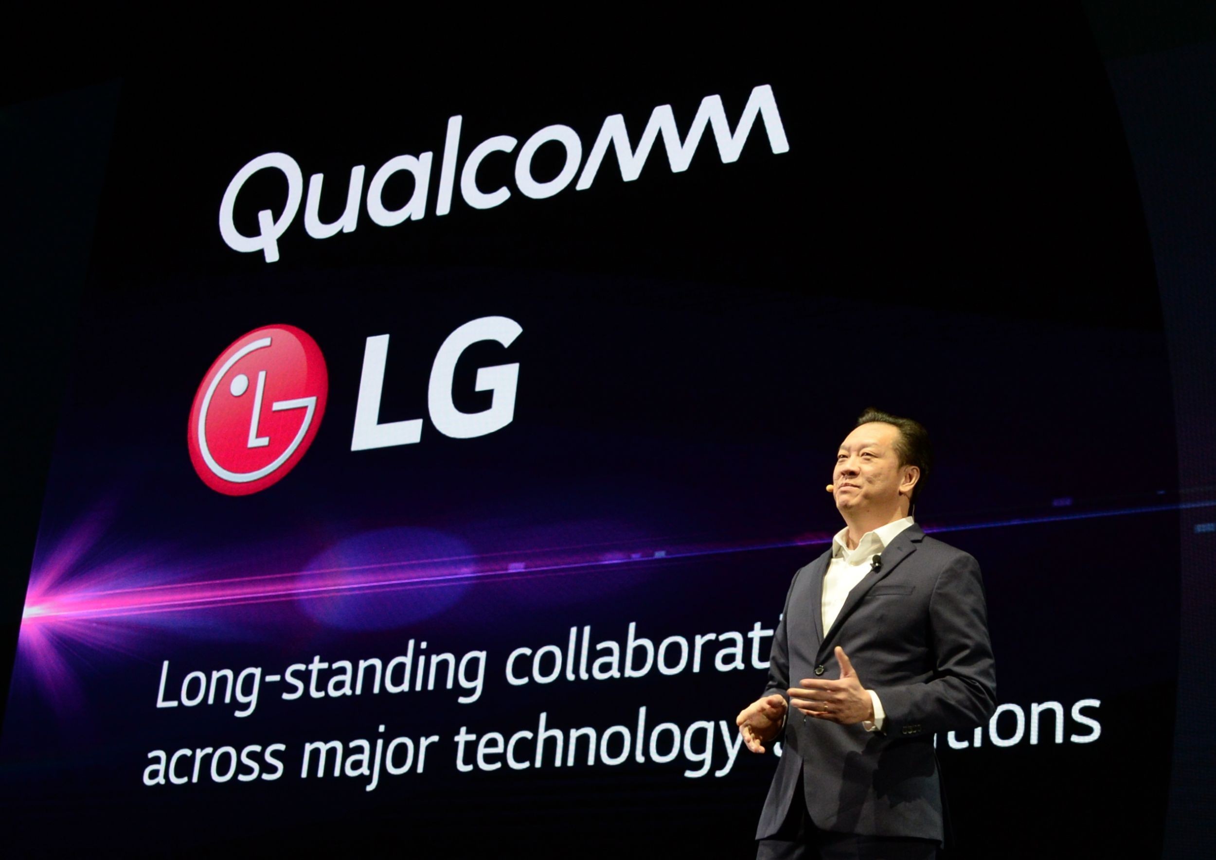 Qualcomm Senior Vice President Jim Tran discusses the partnership with LG for the enhanced 5G technology at LG's CES 2019 Press Conference.