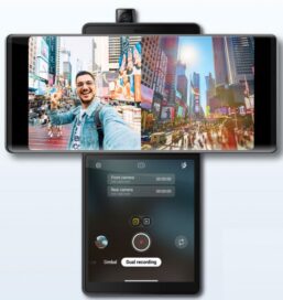 LG WING’s Dual Recording mode lets a man record himself on the famous Times Square steps via the pop-up camera while simultaneously filming the square from its rear camera