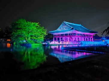 A picture of one of Korea’s most famous palaces taken with LG WING’s new Night View Mode