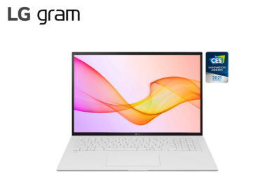 LG gram in white with its stylish new design beside the CES 2021 Innovation Awards Honoree logo