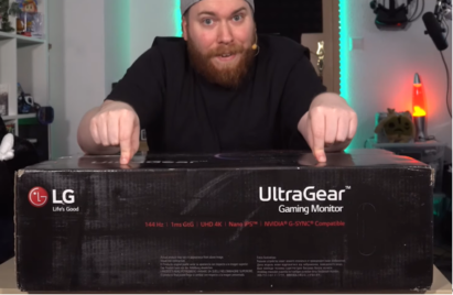 Hamburg-based YouTuber M00sician looks full of excitement right before revealing the LG UltraGear™ Gaming Monitor during his unboxing video.