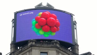 A close-up photo of LG's digital billboard in Piccadilly Circus, London with an animation representing LG SIGNATURE Wine Celler