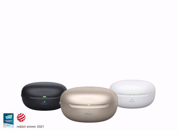 The LG TONE Free FP8 lineup emerging from their charging cases beside the CES 2021 Innovation Awards and red dot winner 2021 logos 