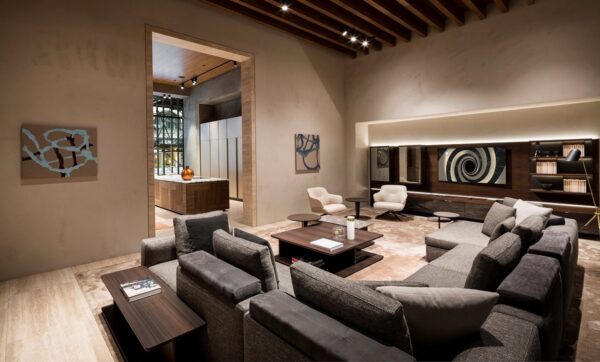 The living room showroom of Molteni&C’s flagship store in New York City with LG OLED TV harmonizing with the furniture. 